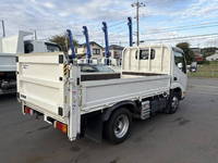 日野デュトロ平ボディ小型（2t・3t）[写真05]