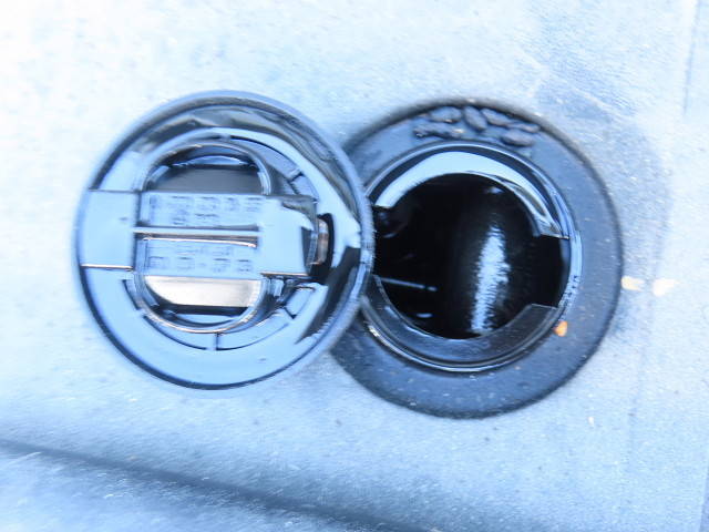 三菱ふそうスーパーグレートアルミウイング大型（10t）[写真18]