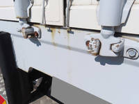 三菱ふそうスーパーグレートアルミウイング大型（10t）[写真36]