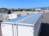 三菱ふそうスーパーグレートアルミウイング大型（10t）[写真08]