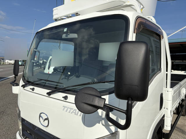 マツダタイタン平ボディ小型（2t・3t）[写真06]