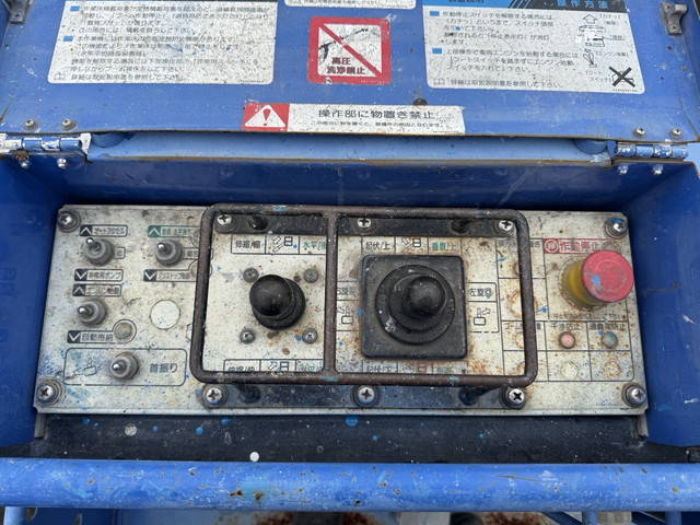 日野デュトロ高所作業車小型（2t・3t）[写真16]