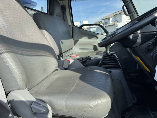 日野デュトロ高所作業車小型（2t・3t）[写真22]