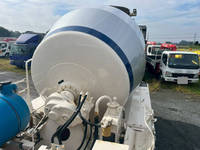 日野プロフィアミキサー車（コンクリートミキサー）大型（10t）[写真18]