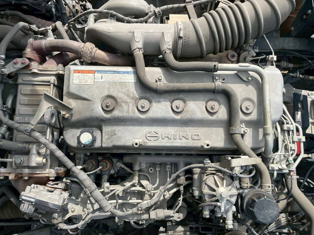 日野プロフィアミキサー車（コンクリートミキサー）大型（10t）[写真30]