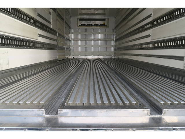 三菱ふそうファイター冷凍車（冷蔵車）増トン（6t・8t）[写真12]