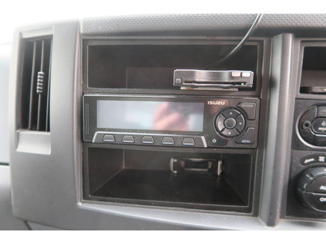 いすゞフォワードアルミウイング中型（4t）[写真15]