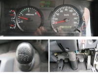 いすゞフォワードアルミウイング中型（4t）[写真18]