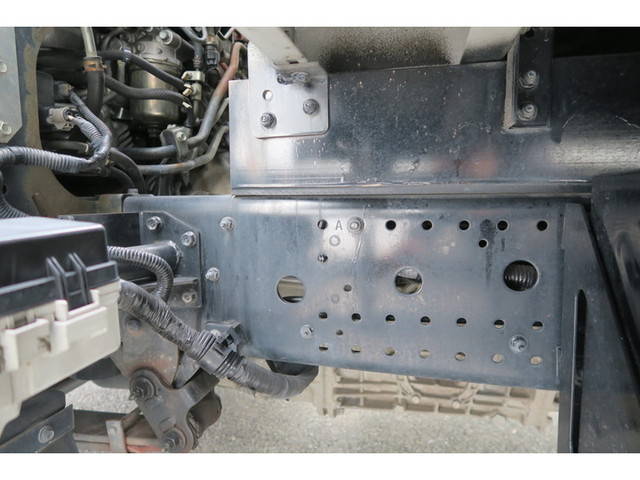 いすゞフォワードアルミウイング中型（4t）[写真27]