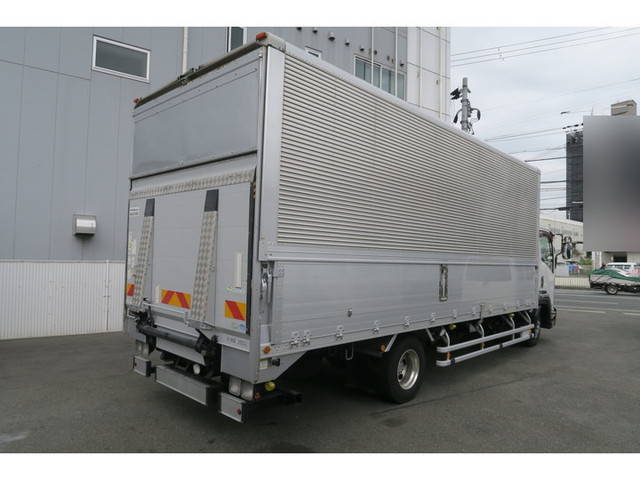 いすゞフォワードアルミウイング中型（4t）[写真04]