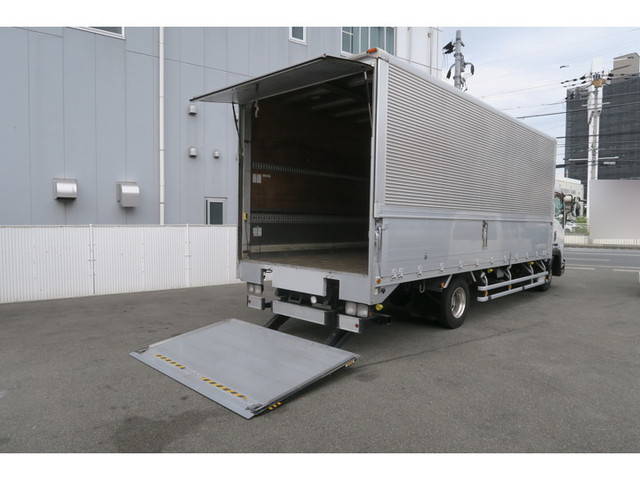 いすゞフォワードアルミウイング中型（4t）[写真06]