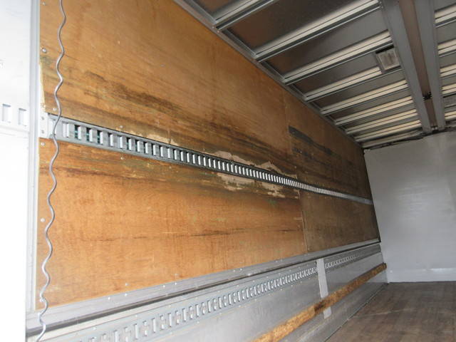 日野レンジャーアルミウイング中型（4t）[写真12]