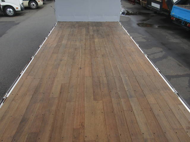 日野レンジャーアルミウイング中型（4t）[写真14]