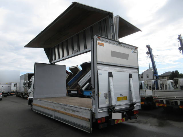 日野レンジャーアルミウイング中型（4t）[写真02]