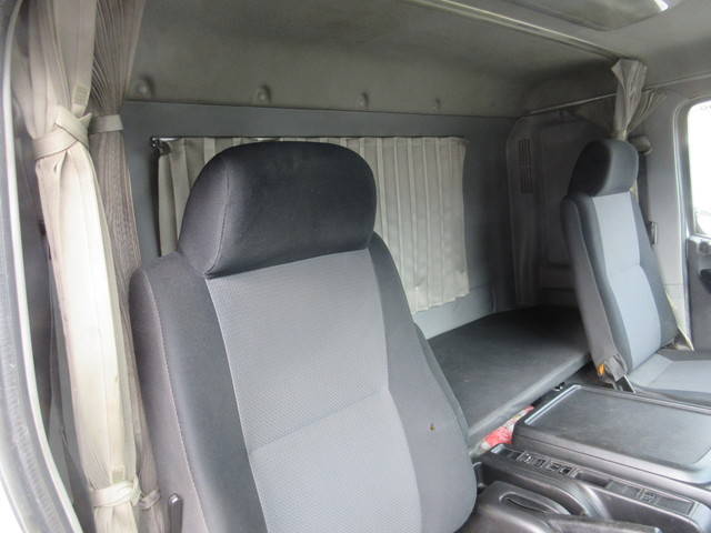 日野レンジャーアルミウイング中型（4t）[写真23]