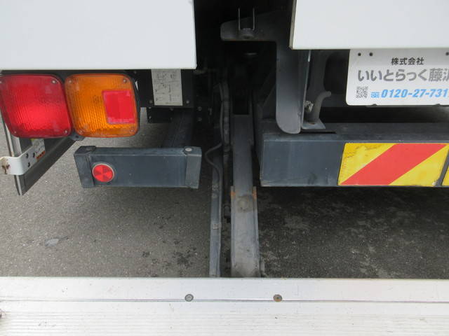 日野レンジャーアルミウイング中型（4t）[写真35]