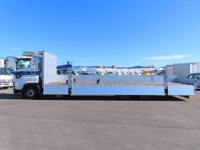 いすゞギガアルミブロック大型（10t）[写真26]