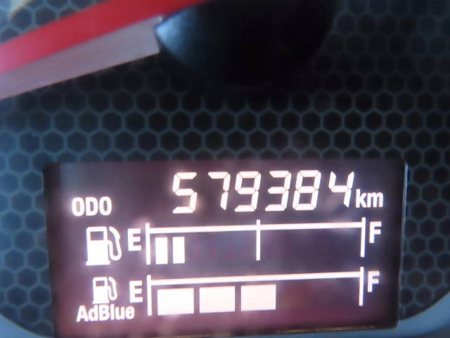 いすゞギガアルミブロック大型（10t）[写真37]