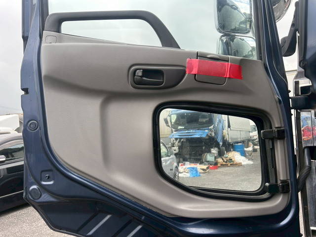 UDトラックスその他の車種アルミウイング大型（10t）[写真17]