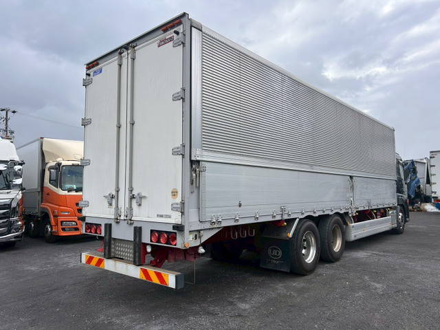 UDトラックスその他の車種アルミウイング大型（10t）[写真02]