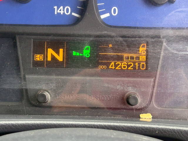 UDトラックスその他の車種アルミウイング大型（10t）[写真25]