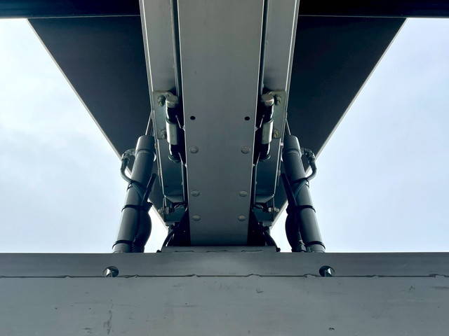 いすゞフォワードアルミウイング中型（4t）[写真14]