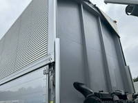 いすゞフォワードアルミウイング中型（4t）[写真19]