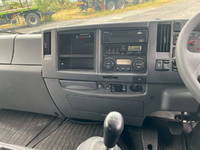 いすゞフォワードアルミウイング中型（4t）[写真28]