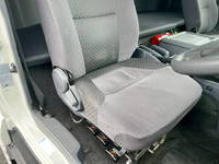 いすゞフォワードアルミウイング中型（4t）[写真32]