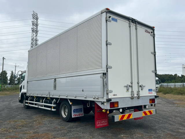 いすゞフォワードアルミウイング中型（4t）[写真04]