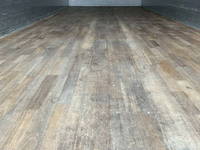 いすゞフォワードアルミウイング中型（4t）[写真07]