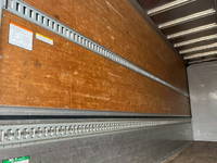 いすゞフォワードアルミウイング中型（4t）[写真08]