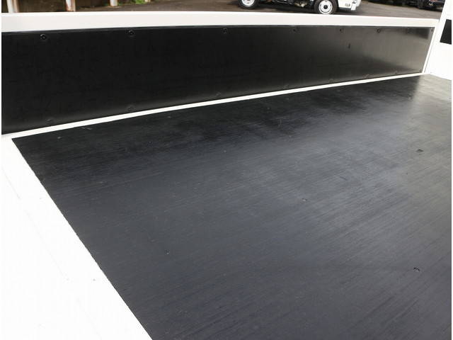 日野デュトロ平ボディ小型（2t・3t）[写真14]