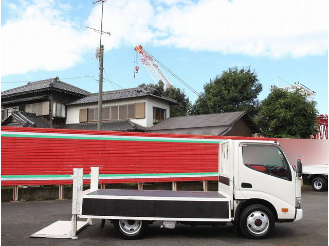 日野デュトロ平ボディ小型（2t・3t）[写真16]