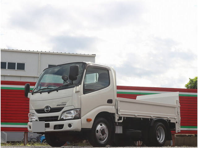 日野デュトロ平ボディ小型（2t・3t）[写真03]