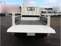 日野デュトロ平ボディ小型（2t・3t）[写真09]