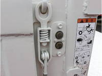 日野デュトロ平ボディ小型（2t・3t）[写真10]