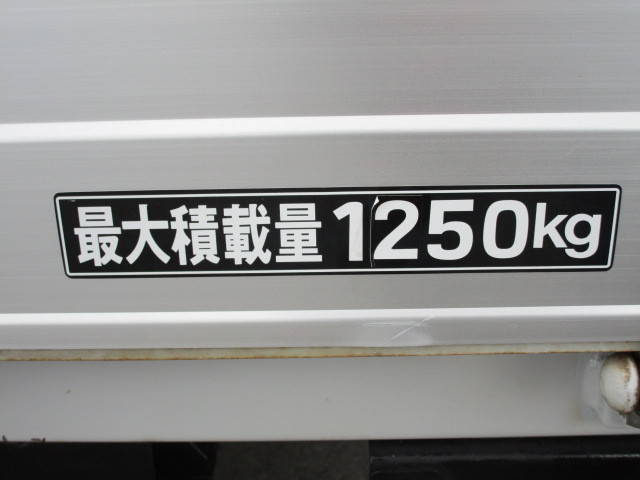 日産アトラスパネルバン小型（2t・3t）[写真10]