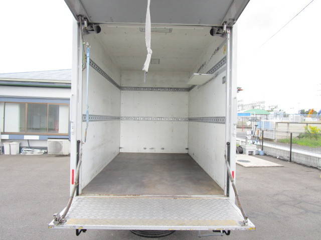 日産アトラスパネルバン小型（2t・3t）[写真13]