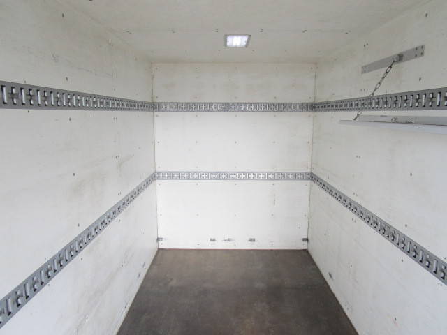 日産アトラスパネルバン小型（2t・3t）[写真16]