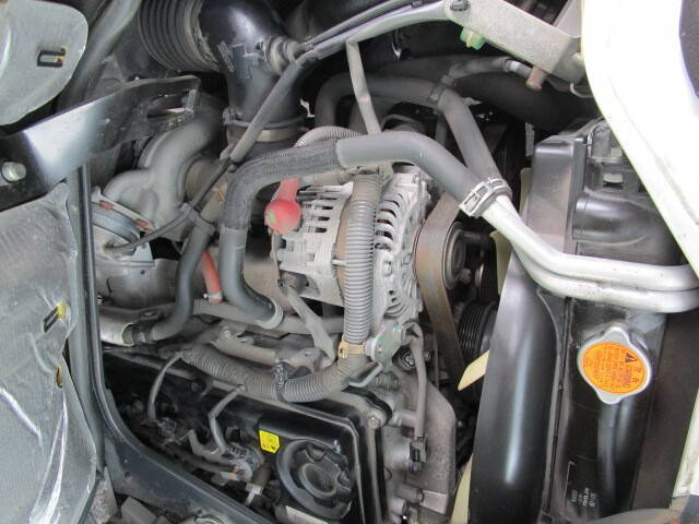 日産アトラスパネルバン小型（2t・3t）[写真28]