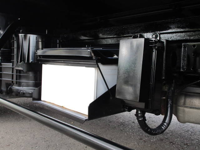 日産アトラスパネルバン小型（2t・3t）[写真37]