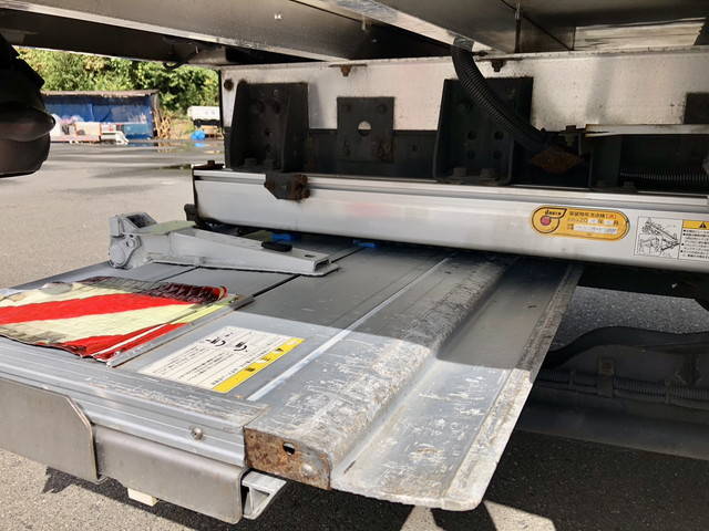 日野レンジャー冷凍車（冷蔵車）中型（4t）[写真24]