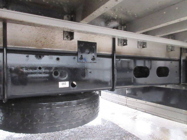 UDトラックスコンドルアルミウイング中型（4t）[写真14]