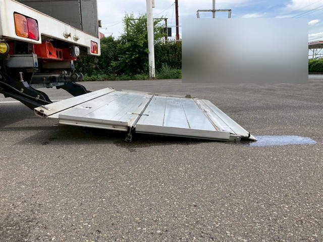 日野レンジャーアルミウイング中型（4t）[写真10]