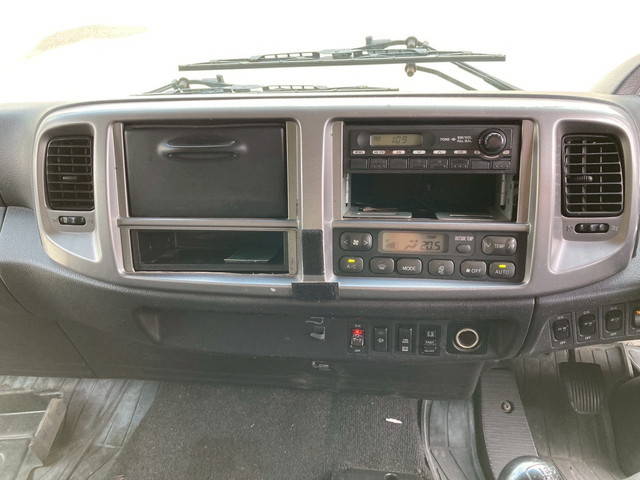 日野レンジャーアルミウイング中型（4t）[写真20]