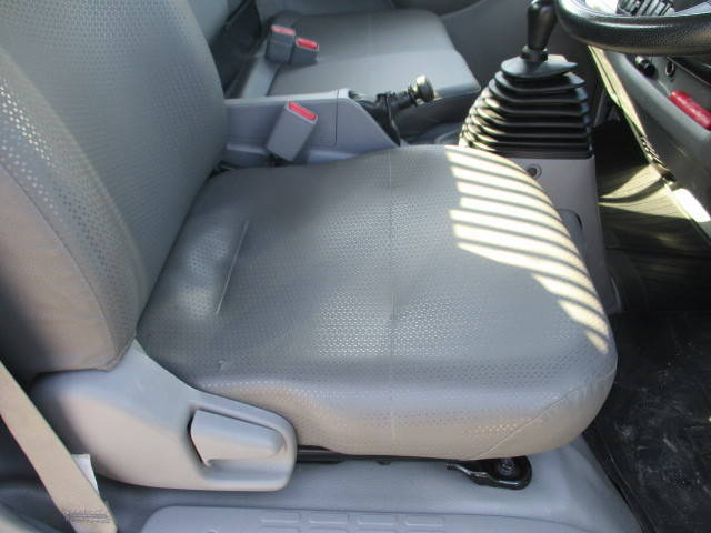 日野デュトロダンプ小型（2t・3t）[写真16]