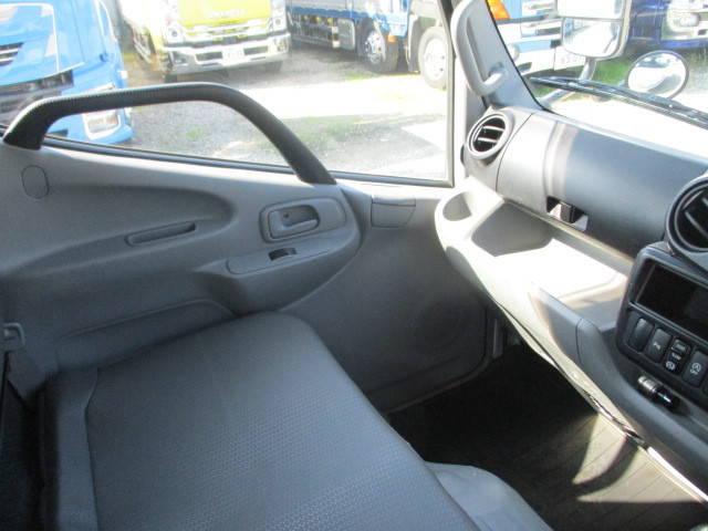 日野デュトロダンプ小型（2t・3t）[写真19]