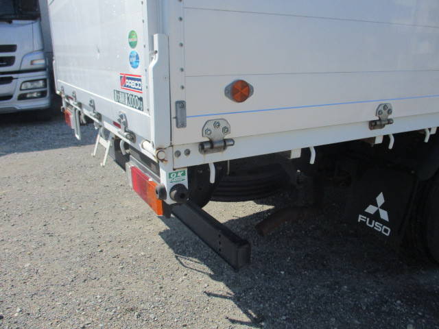 三菱ふそうキャンターアルミブロック小型（2t・3t）[写真14]