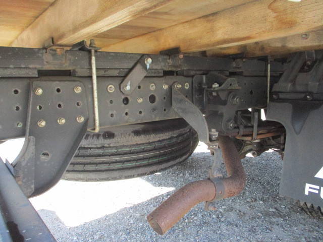 三菱ふそうキャンターアルミブロック小型（2t・3t）[写真15]